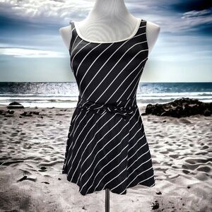 Vintage Mainstream Swim Dress Size M Black Striped Belted